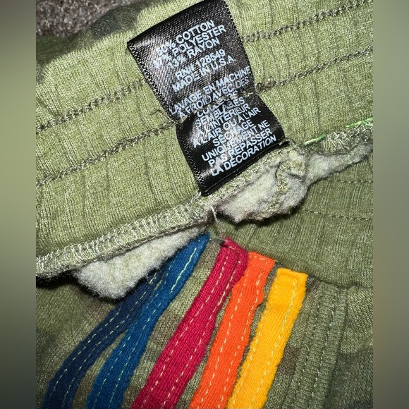 Aviator Nation 5 Stripe Jogger Shorts Camo Size Medium - Picture 8 of 8